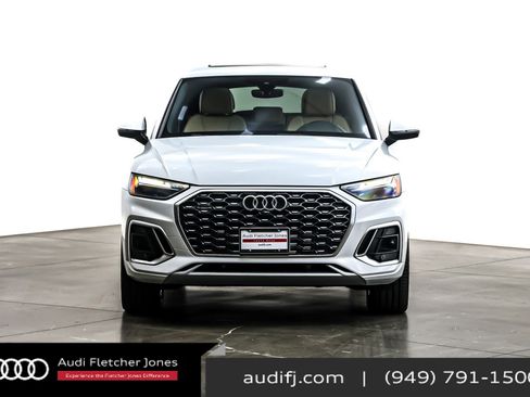 Used 2023 Audi Q5 2.0T Premium w/ Convenience Package image 4
