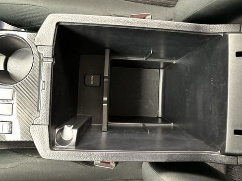 Used 2020 Toyota 4Runner TRD Off-Road image 21