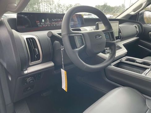 New 2025 Ford Expedition Max Active image 15