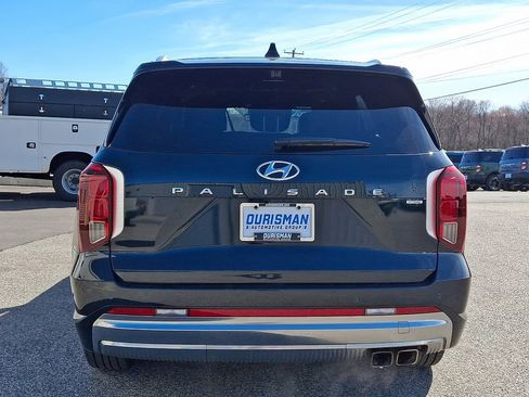 Used 2023 Hyundai Palisade Calligraphy image 5