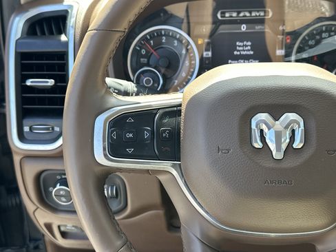 Used 2019 RAM 1500 Laramie image 28