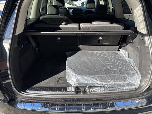 New 2026 Mercedes-Benz GLS 450 4MATIC image 10