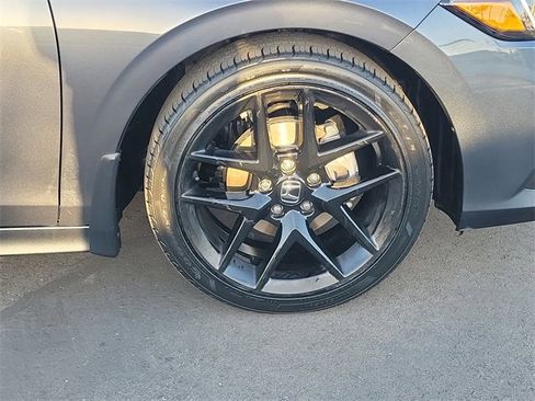 Certified 2024 Honda Civic Sport image 5