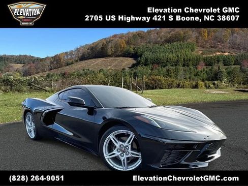 Used 2021 Chevrolet Corvette Stingray w/ Battery Protection Package image 1