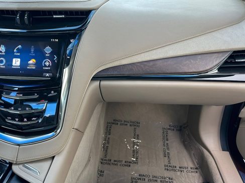 Used 2014 Cadillac ELR w/ Luxury Package FWD image 31