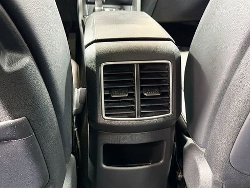 Used 2024 Kia Sportage EX AWD/4WD image 26