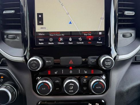 Used 2019 RAM 1500 Big Horn image 19