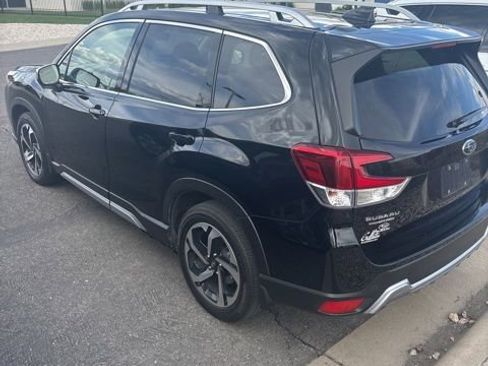 Used 2024 Subaru Forester Touring AWD/4WD image 3