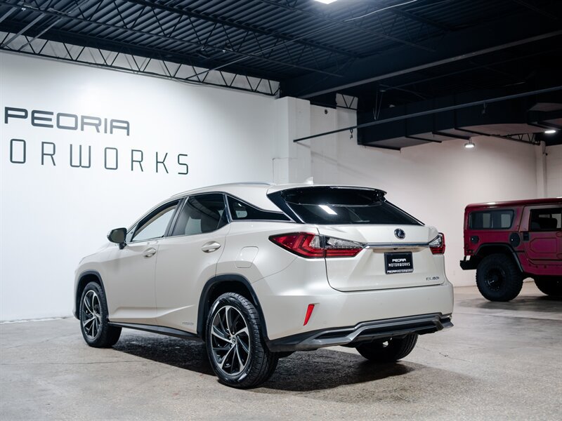 Used 2018 Lexus RX 450h AWD w/ Luxury Package image 8