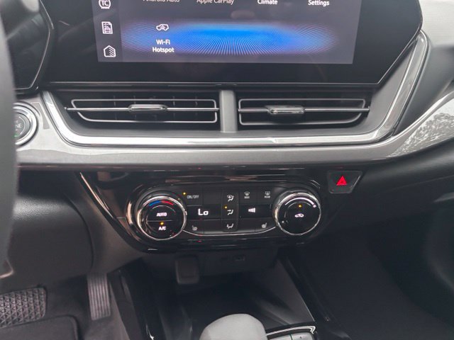 New 2026 Chevrolet Trax ACTIV w/ Sunroof Package FWD image 22