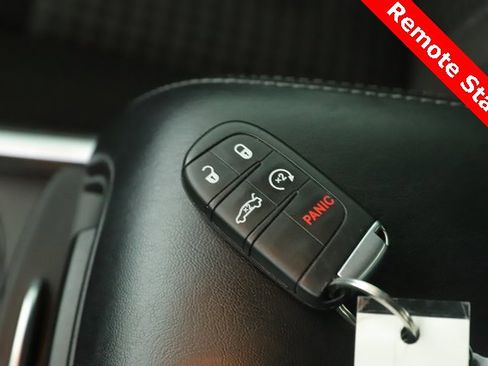 Used 2021 Dodge Charger SXT w/ Driver Convenience Group image 3