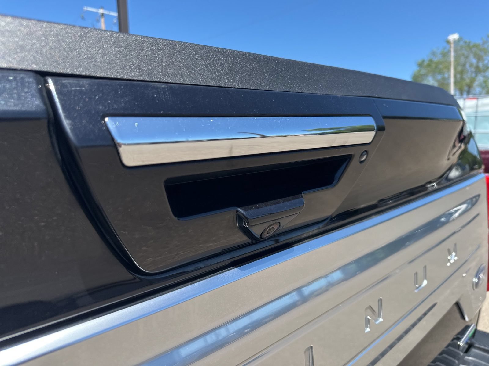 Used 2020 Ford F150 Platinum w/ Equipment Group 701A Luxury AWD/4WD image 7