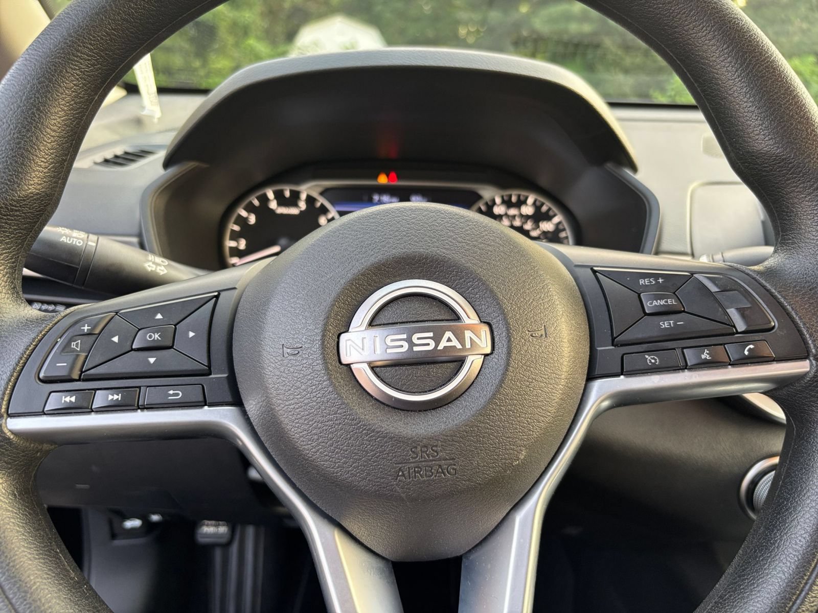 Used 2025 Nissan Altima 2.5 SV FWD image 26