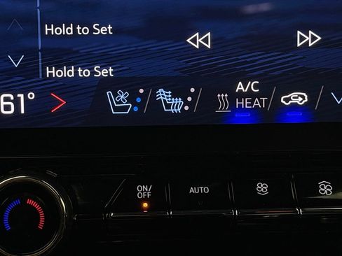 Used 2024 Chevrolet Blazer EV RS AWD/4WD image 18