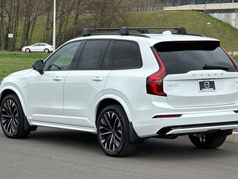 New 2026 Volvo XC90 T8 Ultra w/ Lounge Package image 5