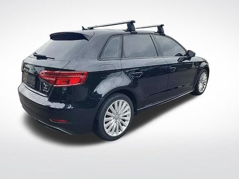 Used 2017 Audi A3 e-tron Premium FWD image 4