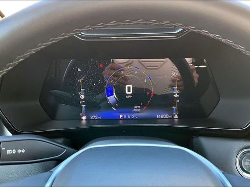 Certified 2023 Chevrolet Colorado LT w/ LT Convenience Package II image 9