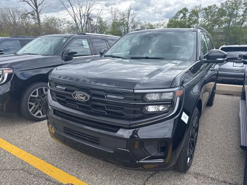 New 2026 Ford Expedition Platinum AWD/4WD image 18