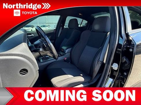Used 2022 Dodge Charger R/T w/ Performance Handling Group RWD image 6