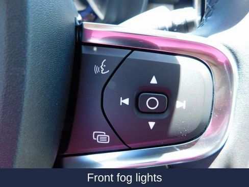 New 2025 Volvo XC40 B5 Ultra w/ Protection Package image 21