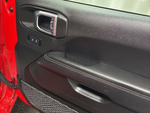 Used 2023 Jeep Gladiator Overland image 26