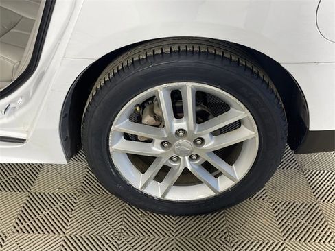 Used 2012 Chevrolet Impala LTZ image 16