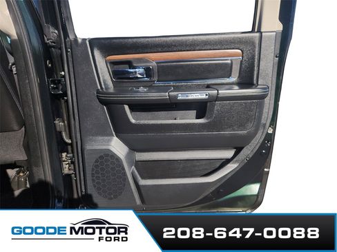 Used 2015 RAM 1500 Laramie w/ Convenience Group image 26