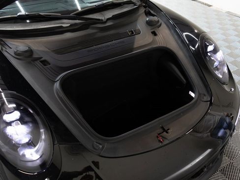 Used 2017 Porsche 911 Carrera S image 41