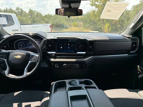 Used 2024 Chevrolet Silverado 1500 LT w/ Protection Package AWD/4WD image 29