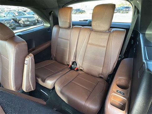 Certified 2024 Mercedes-Benz GLS 450 4MATIC image 14