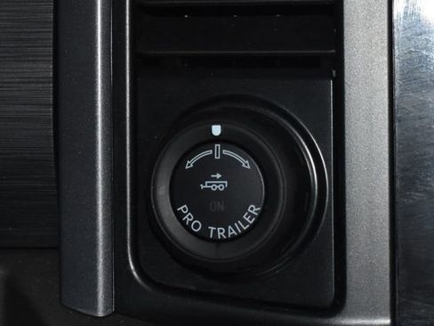 Used 2024 Ford F150 XLT image 24