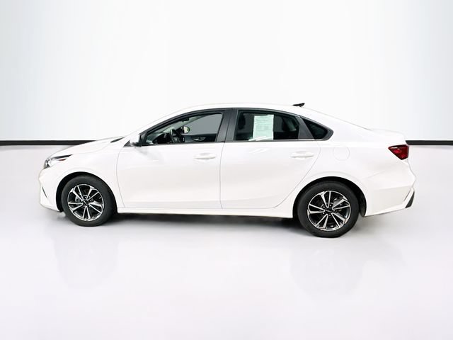 Certified 2024 Kia Forte LXS w/ LXS Technology Package FWD image 4