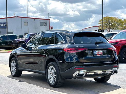 Used 2023 Mercedes-Benz GLC 300 4MATIC image 13