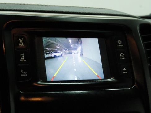 Used 2016 Jeep Cherokee Latitude AWD/4WD image 17