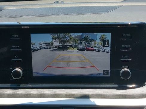 Used 2021 Kia K5 LXS FWD image 22