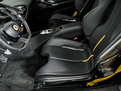 Used 2022 Ferrari SF90 Stradale image 23
