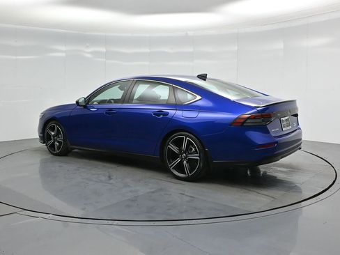 Used 2023 Honda Accord Sport image 6