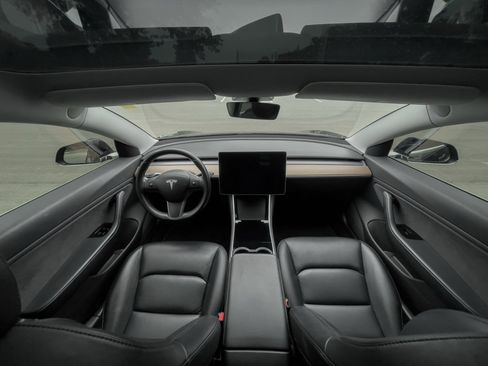 Used 2018 Tesla Model 3 Performance image 26