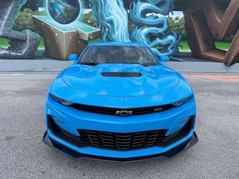 Used 2023 Chevrolet Camaro SS RWD image 3