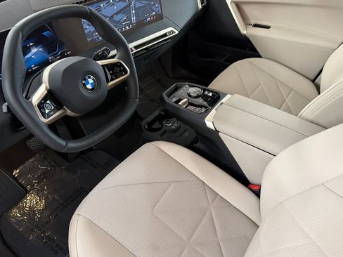 Used 2026 BMW iX xDrive45 AWD/4WD image 11
