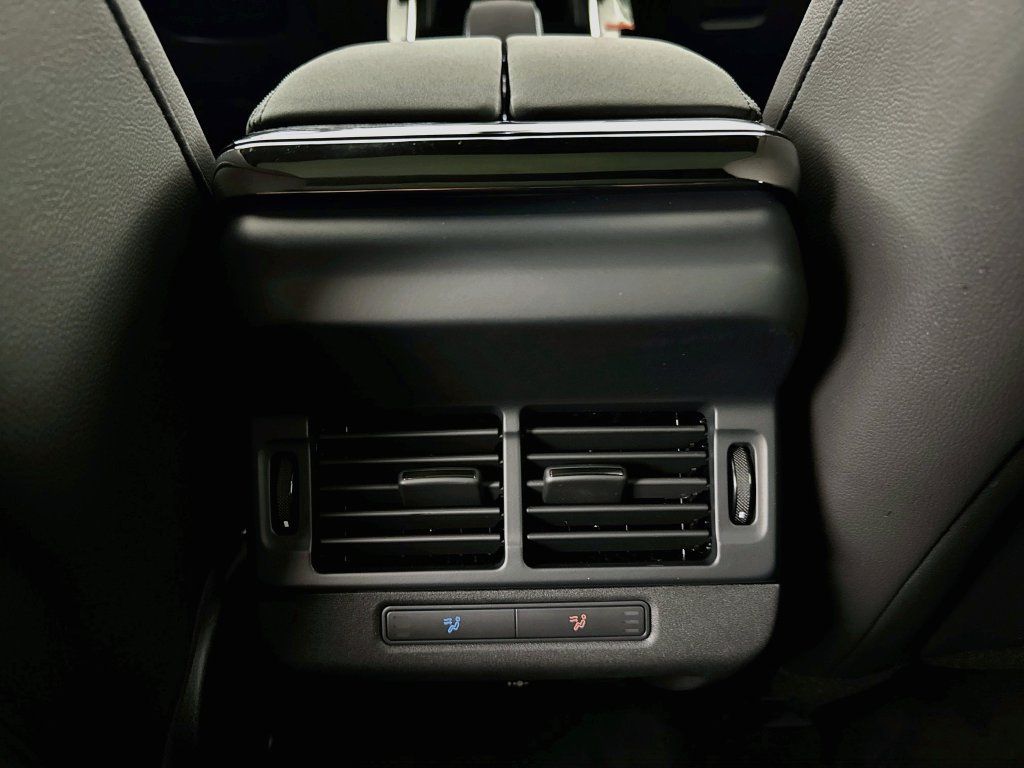 New 2026 Land Rover Range Rover Evoque S AWD/4WD image 26