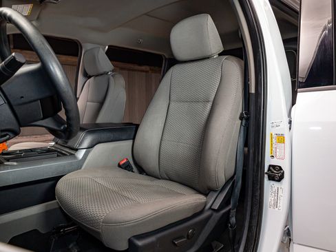 Used 2022 Ford F250 XLT w/ XLT Premium Package image 20