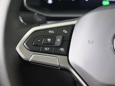 New 2025 Volkswagen Jetta SE image 38