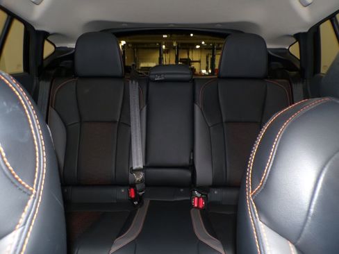 Used 2024 Subaru Crosstrek 2.5i Limited w/ Crosstrek Mirror Package image 12