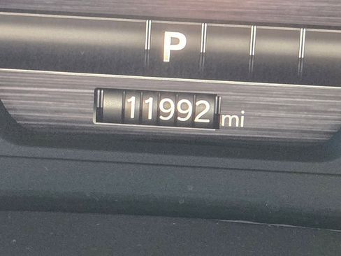 Used 2025 RAM 1500 Lone Star image 21