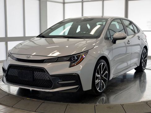 Used 2020 Toyota Corolla SE image 4