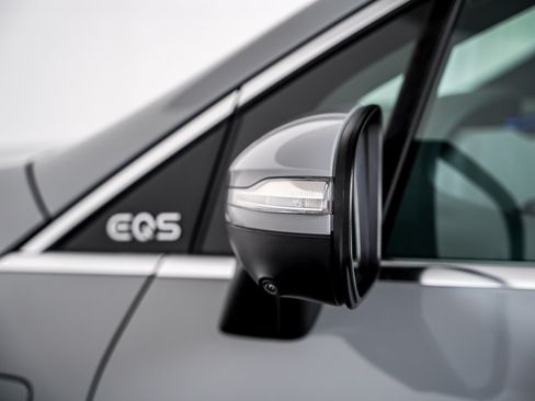Certified 2023 Mercedes-Benz EQS 580 4MATIC SUV image 21