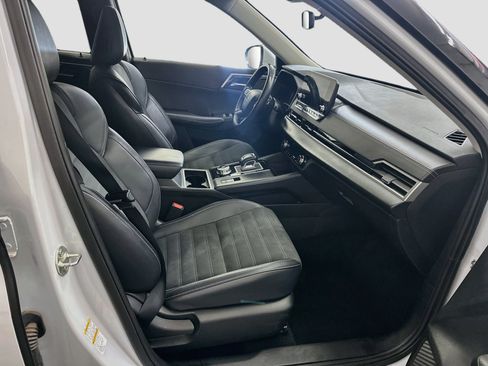 Used 2024 Mitsubishi Outlander SE AWD/4WD image 34