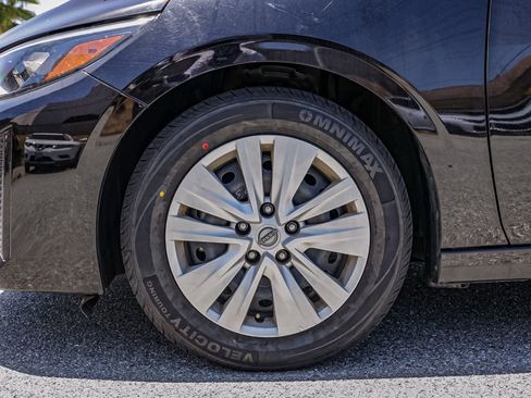 Used 2024 Nissan Sentra S FWD image 11