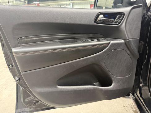 Used 2025 Dodge Durango GT image 21